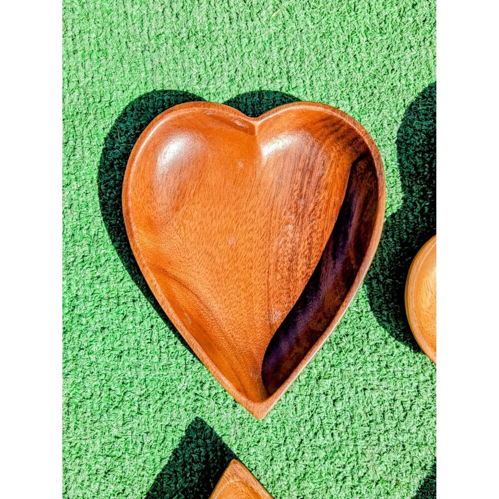 Wooden Bowls Heart Club Spade Diamond Playing Card Suits Monkey Pod Wood 4pc Set - Picture 6 of 8
